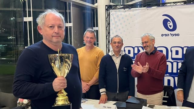 איליה סמירין