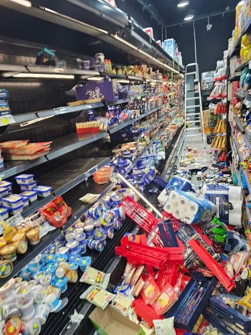הנזק שנגרם בתוך הסופרמרקט