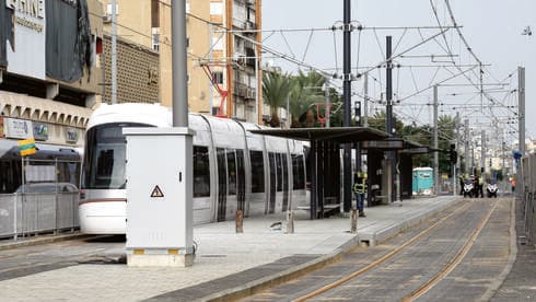הרכבת הקלה בבת ים. מושכת דיירים מבחוץ