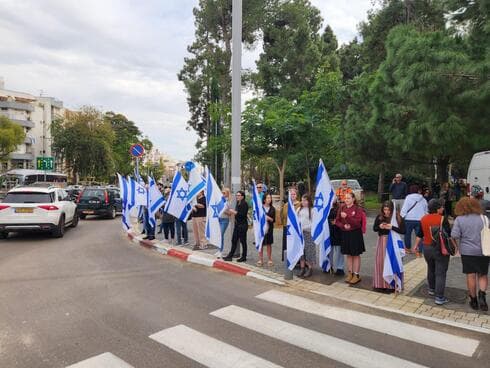 תושבי כפר סבא חולקים כבוד