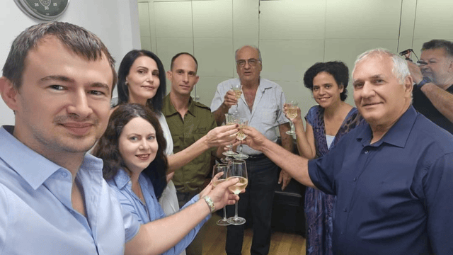 חברי הירוקים באו לשמח