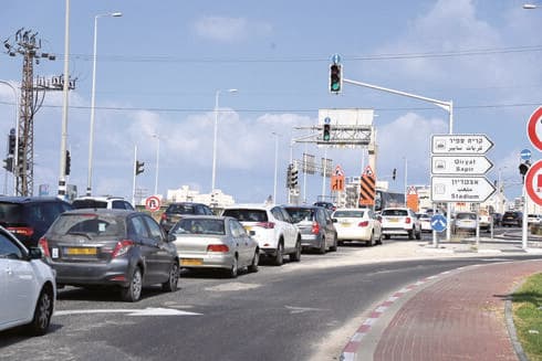 עומסי תנועה בנתניה. מתי יהיה פתרון?