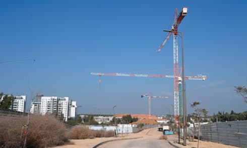 בנייה במערב נתיבות. העיר ממשיכה להתרחב