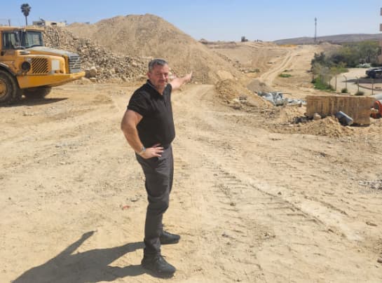 יאיר מעיין בשטח
