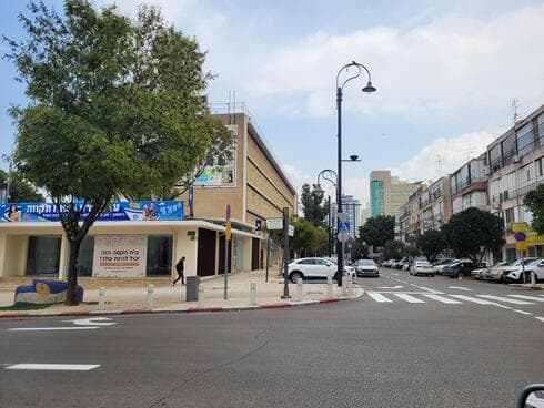 בניין עיריית פתח תקוה