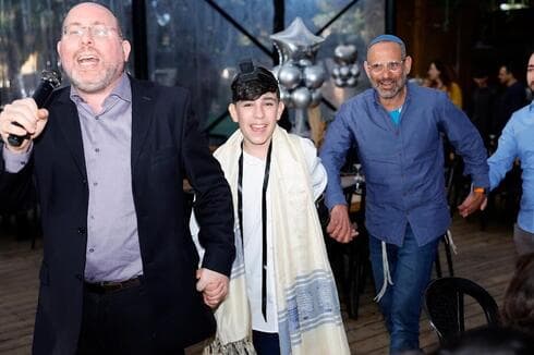 אסף מאיר חוגג בבר המצווה