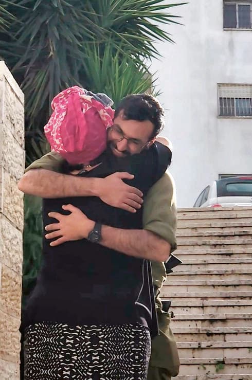 אביבה ובנה