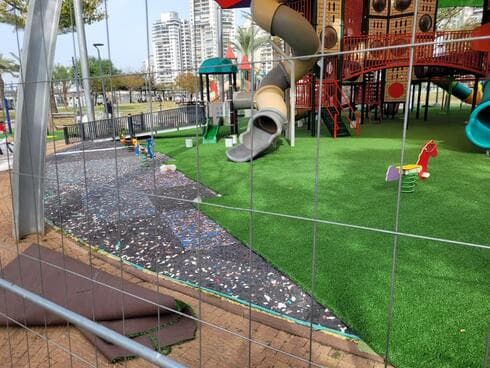 מתחם המשחקים בפארק הגדול פתח תקוה