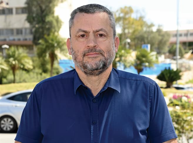 יאיר מעיין
