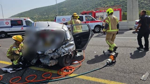 זירת התאונה הקטלנית בכביש 75