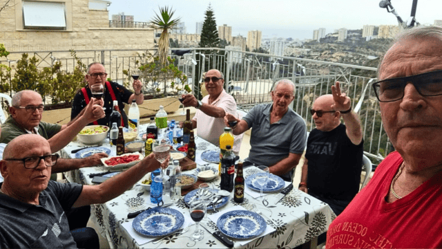 ארוחת סוף הקיץ של הפרלמנט