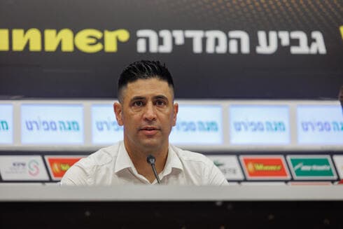 אליניב ברדה. "אם לנצח אז ככה"