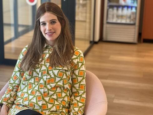 "יתרון גדול בלעבוד בחברה ישראלית הטרוגנית" שירה ישראלי (צילום: שטראוס) שירה ישראלי