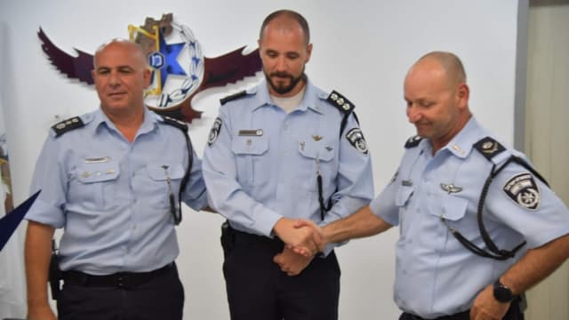 סגן ניצב ודים בליך מקבל דרגה