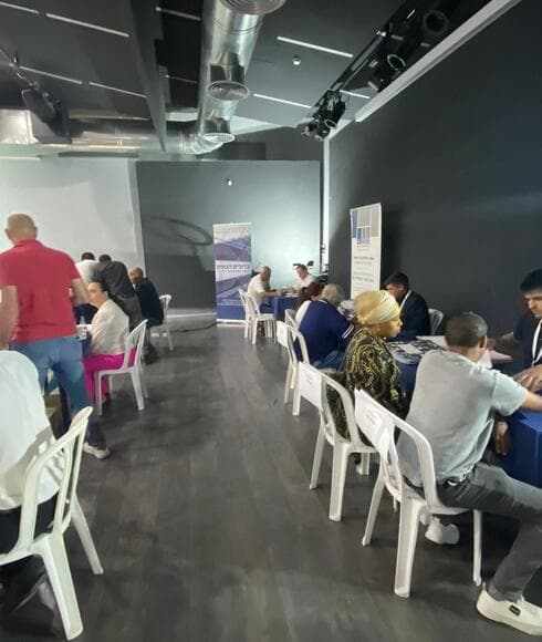 פרויקט פינוי מתחם חלמונית בראשון לציון כנס חתימת דיירים