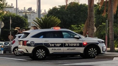 ניידת משטרה