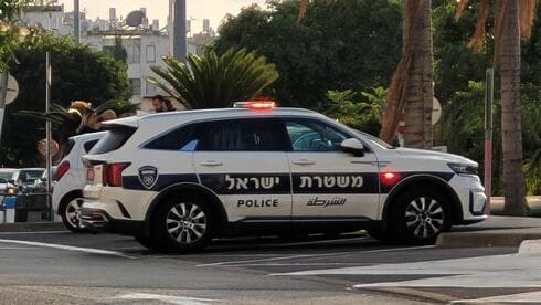 השוטרים הפתיעו באתר הבנייה בבת ים