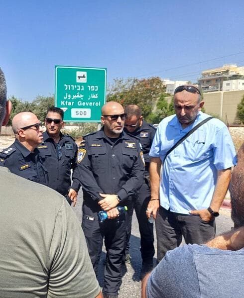 מזירת פיצוץ הרכב ברחובות