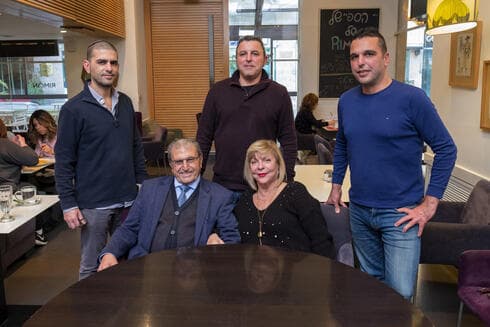 יוסף ורגינה רימון ובניהם 
