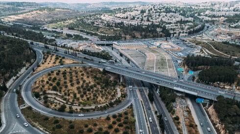 מסוף הארזים