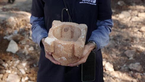 כלי אבן המזוהים עם האוכלוסייה היהודית בבית שני