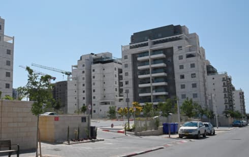 שכונת סיגליות בבאר שבע. קו הנפט עובר בסמוך