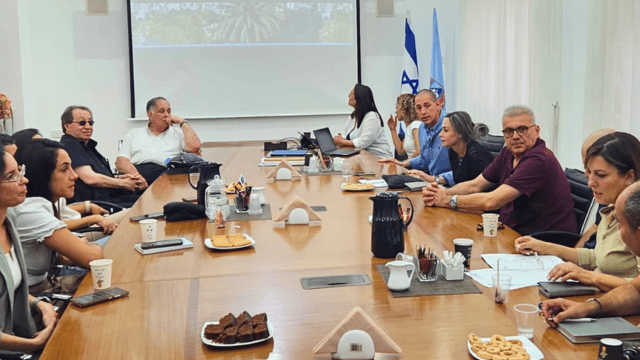 הצגת התוכנית האסטרטגית של יפה נוף הצגת התוכנית האסטרטגית של יפה נוף