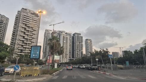 בת ים. טיילת. פארק הים 