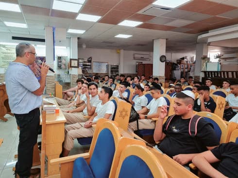 סא"ל יהושע שטריק, מנהל תיכון "דרכא המר" ומג"ד בחטיבת עציון 