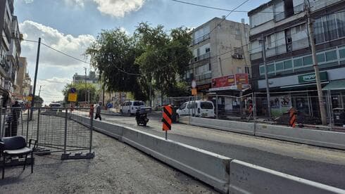 עבודות הרכבת הקלה בחולון (צילום: איילת רוטה) עבודות בחולון