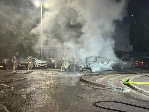 שריפת רכב בבת ים