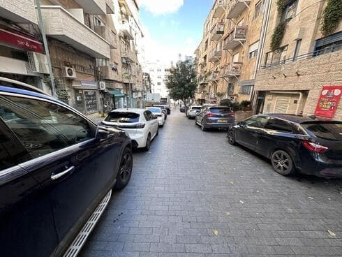 ״חניון״ ש״ץ