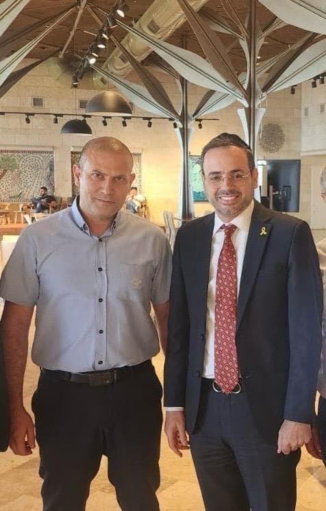 רונן יחד עם שר הבריאות אוריאל בוסו