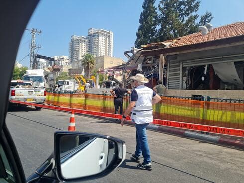 הריסת המתחם