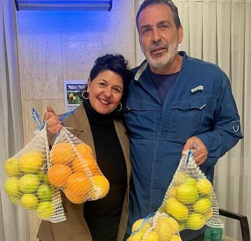 אתם מוזמנים לשוק האיכרים ברחובות
