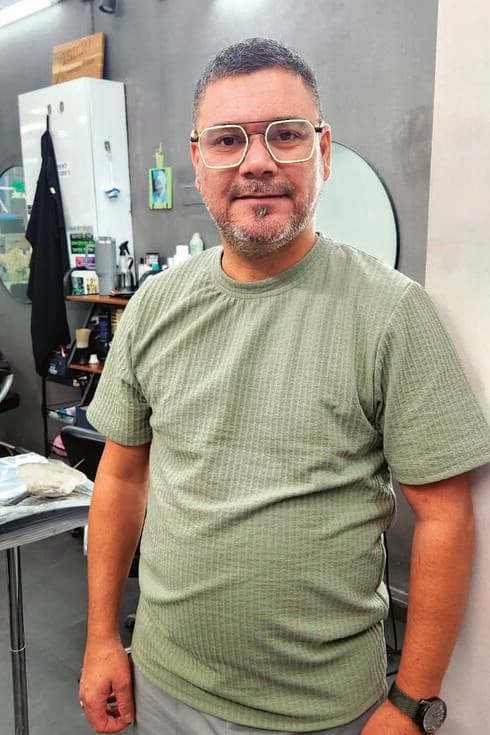רון לוי. חולם לעזור לאחרים. רון לוי. חולם לעזור לאחרים.
