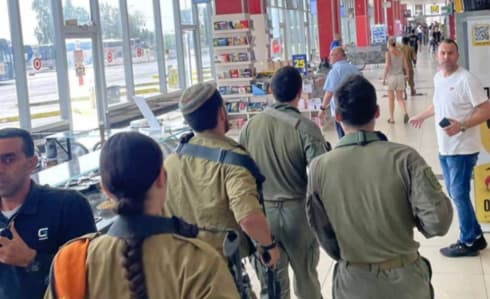 זירת הפיגוע בתחנה המרכזית בבאר שבע