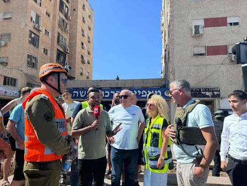 ראש עיריית קרית ים בזירת הנפילה