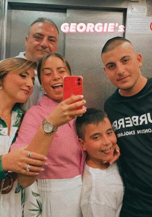 משפחת ג'ורג'י מראשון לציון בימים שמחים הרבה יותר