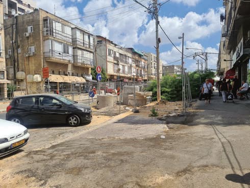 עבודות הרכבת הקלה בחולון עבודות הרכבת הקלה בחולון