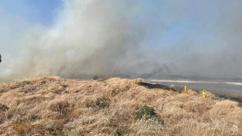 שריפות בשטחים פתוחים כתוצאה מנפילות  בקרית ביאליק