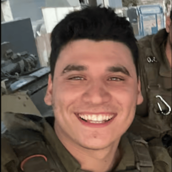 אופיר ברקוביץ' ז"ל (צילום: דובר צה"ל) אופיר ברקוביץ' (מימין) ואלישי יונג זכרם לברכה