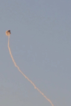 יירוט בקריות הערב. 22.10.24 (צילום: צלם לא ידוע, לפי סעיף 27א') חדירת הכטב"ם: האזעקות מתרחבות דרומה גם לאזור זכרון