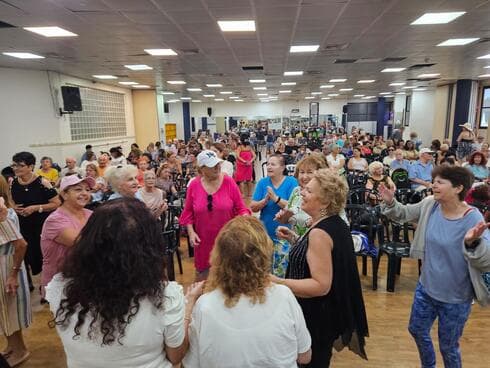 חודש האזרחים הוותיקים בראשון לציון