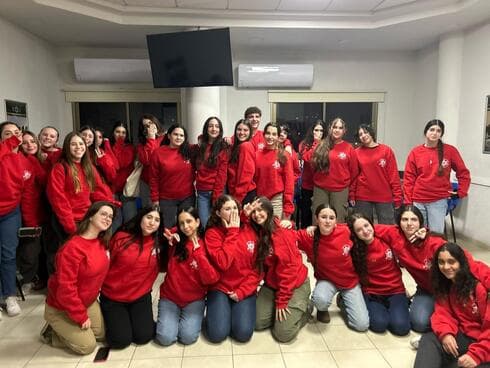 נוער עמק יזרעאל שמתנדב בתחנת מד"א מגדל העמק