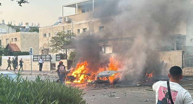 כלי רכב עולים באש בקרית ים