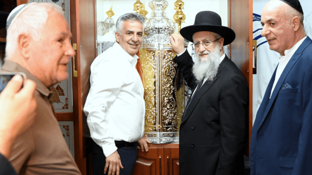 חנוכת בית הכנסת של עמותת יד עזר לחבר בחיפה