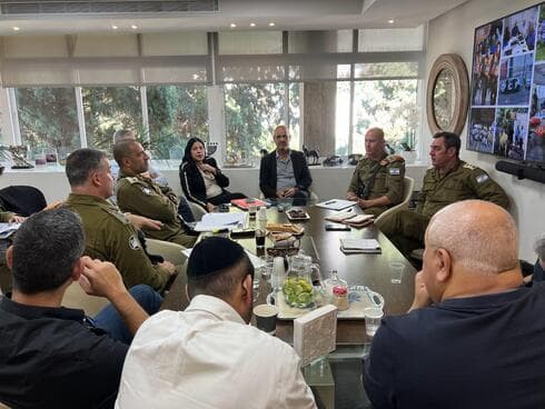 ביקור אלוף פיקוד העורף בעיריית חדרה