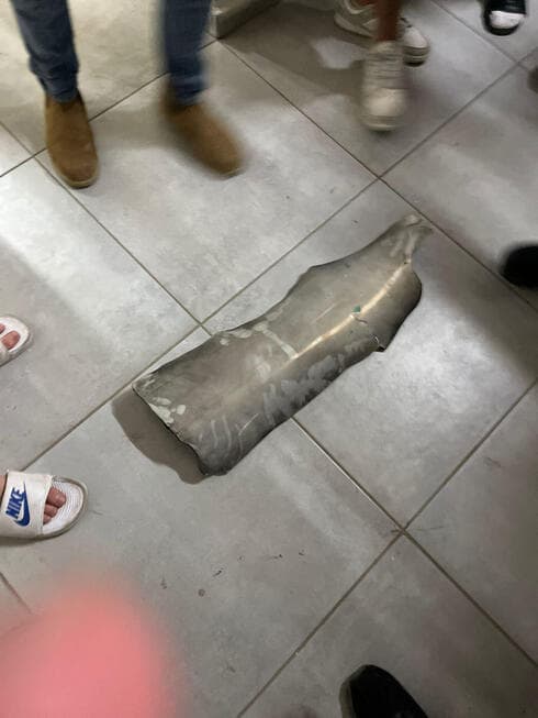 רסיס שנפל בבית ספר בפתח תקוה