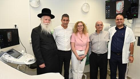  חדשנות פורצת דרך 